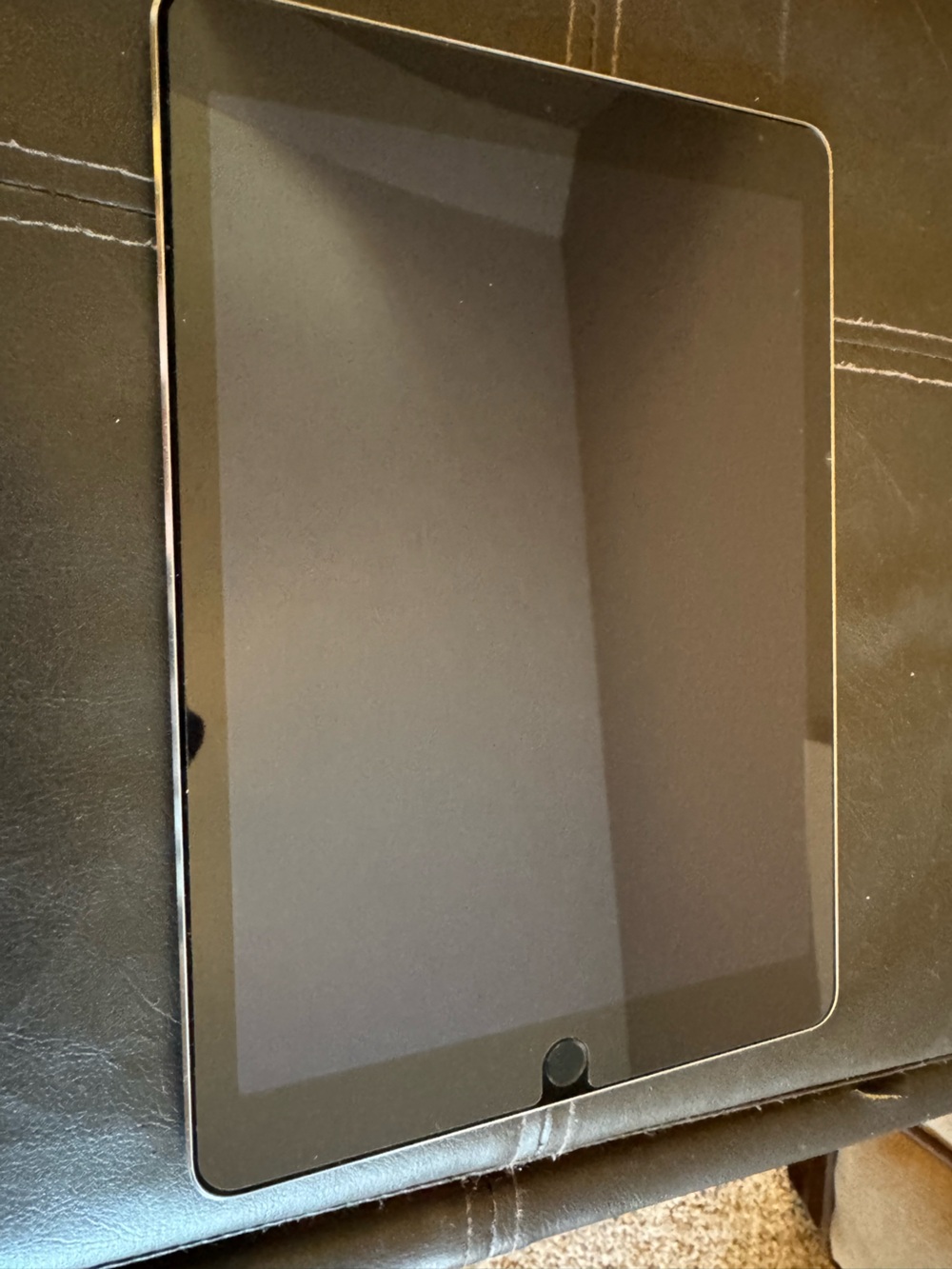 Apple iPad Air 2 - Space Gray - Picture 3 of 9